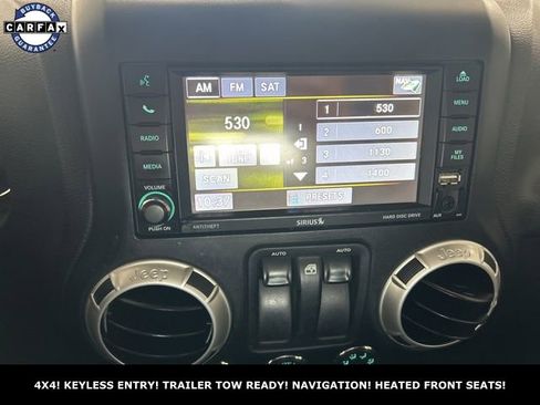 Used 2017 Jeep Wrangler Sahara w/ Dual Top Group AWD/4WD image 18