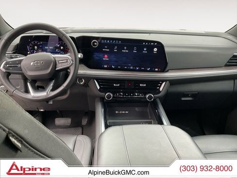 Used 2025 Chevrolet Tahoe Z71 image 10