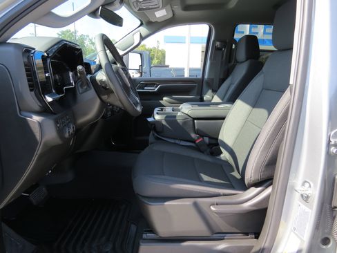 New 2026 Chevrolet Silverado 2500 LT AWD/4WD image 13