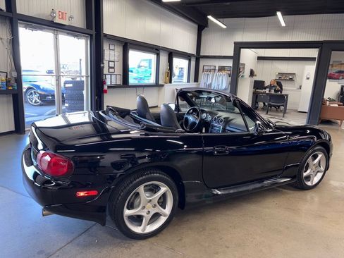 Used 2003 MAZDA MX-5 Miata LS image 14