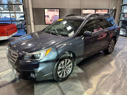 Used 2017 Subaru Outback 2.5i Limited image 36