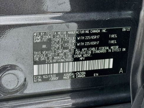 Certified 2022 Toyota RAV4 LE AWD/4WD image 31