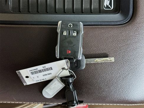 Used 2017 GMC Sierra 2500 Denali w/ Duramax Plus Package image 35