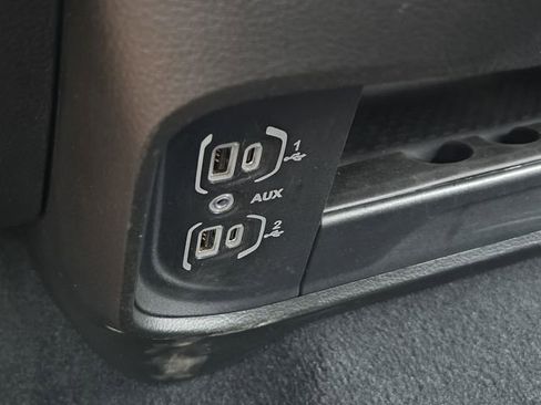 Used 2024 RAM 2500 Big Horn w/ Safety Group image 20