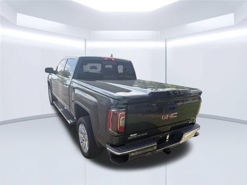 Used 2018 GMC Sierra 1500 SLT AWD/4WD image 4