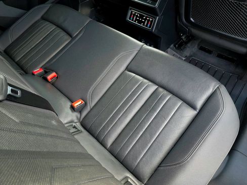 Used 2019 Audi e-tron Premium Plus AWD/4WD image 55