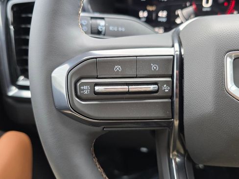 New 2026 GMC Canyon AT4 w/ Technology Plus Package AWD/4WD image 18