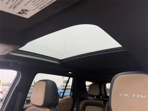 New 2026 Chevrolet Equinox ACTIV w/ Convenience Package III image 23