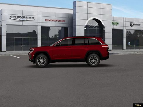 New 2026 Jeep Grand Cherokee Laredo X image 3