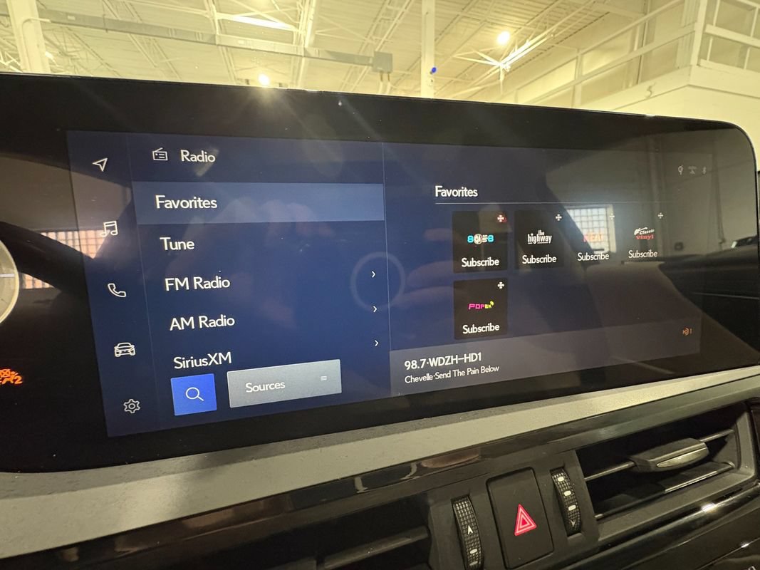 Used 2023 Lexus ES 350 w/ Premium Package FWD image 21