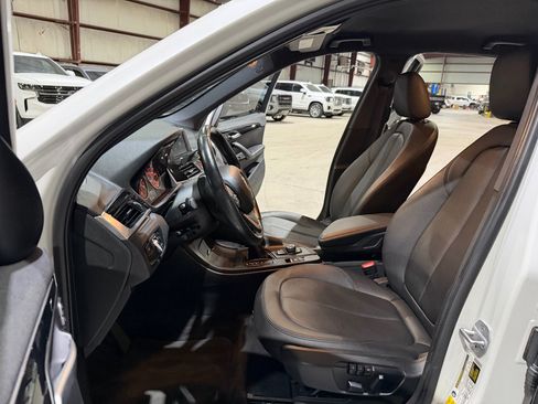 Used 2018 BMW X1 sDrive28i FWD image 13