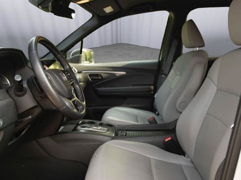 Used 2023 Honda Passport EX-L image 2