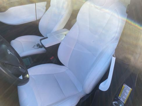 Used 2020 Tesla Model S Long Range image 12