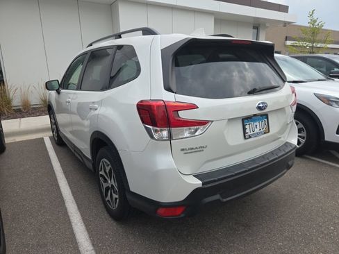 Used 2020 Subaru Forester Premium w/ Popular Package #1 AWD/4WD image 4