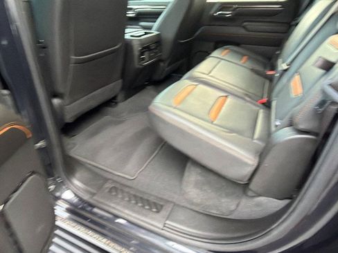 Used 2024 GMC Sierra 2500 AT4 w/ AT4 Premium Plus Package AWD/4WD image 24