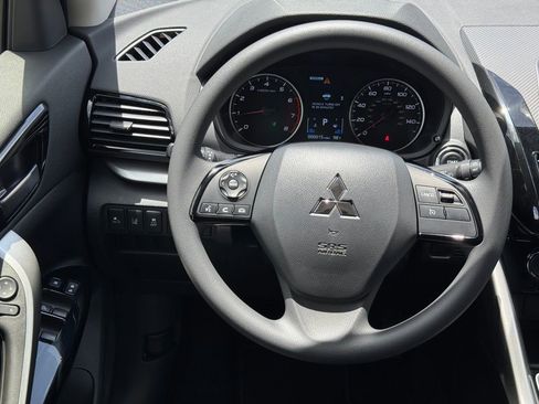 New 2025 Mitsubishi Eclipse Cross LE image 19