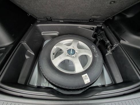 Certified 2025 Jeep Grand Cherokee Altitude image 15