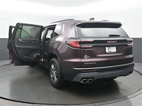 Certified 2025 GMC Acadia Elevation image 58