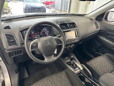 Used 2025 Mitsubishi Outlander Sport ES AWD/4WD image 15
