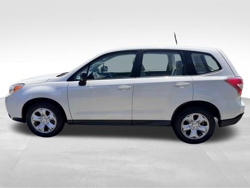 Used 2014 Subaru Forester 2.5i w/ Popular Package #1 AWD/4WD image 10