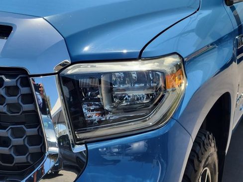 Used 2018 Toyota Tundra SR5 w/ TRD Off Road Package AWD/4WD image 27