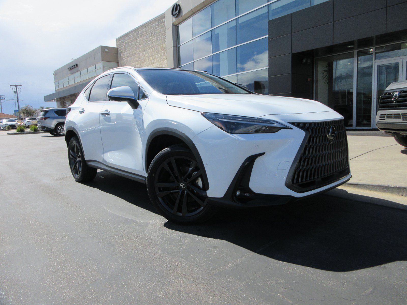 Used 2026 Lexus NX 450h+ AWD w/ Accessory Package (Z2) image 13