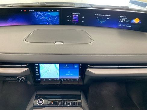 New 2025 Lincoln Navigator Reserve AWD/4WD image 25