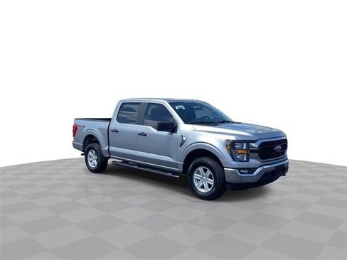 Used 2023 Ford F150 XLT image 2