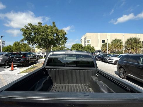Used 2022 Toyota Tacoma SR5 w/ Technology Package AWD/4WD image 26