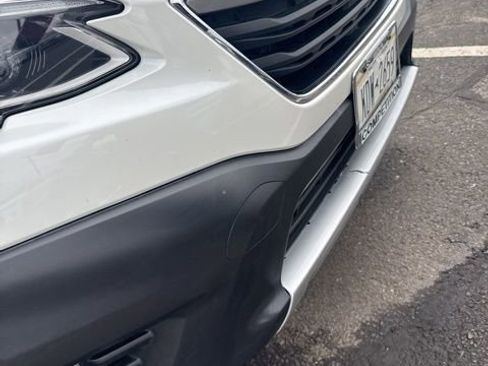 Used 2020 Subaru Outback Limited image 7