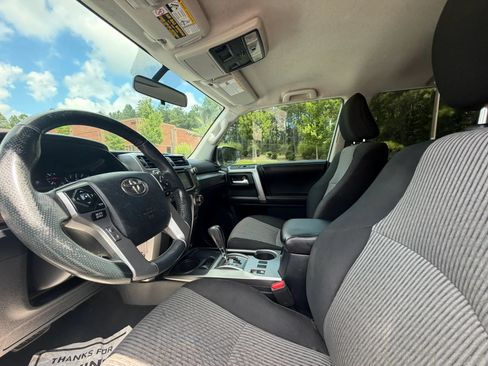 Used 2016 Toyota 4Runner SR5 RWD image 16