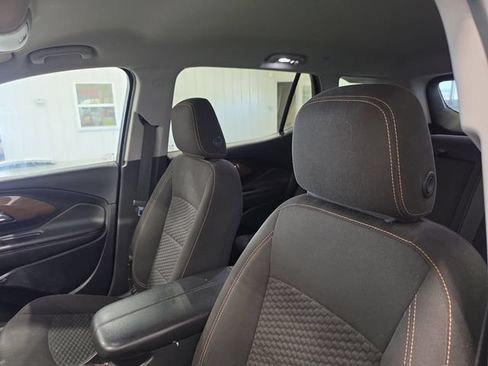 Used 2020 GMC Terrain SLE w/ Driver Convenience Package AWD/4WD image 16