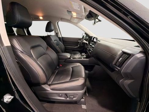 Used 2023 Nissan Pathfinder SL image 26