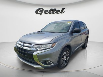 Used 2017 Mitsubishi Outlander ES