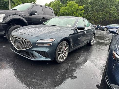 Used 2025 Genesis G70 2.5T RWD image 1