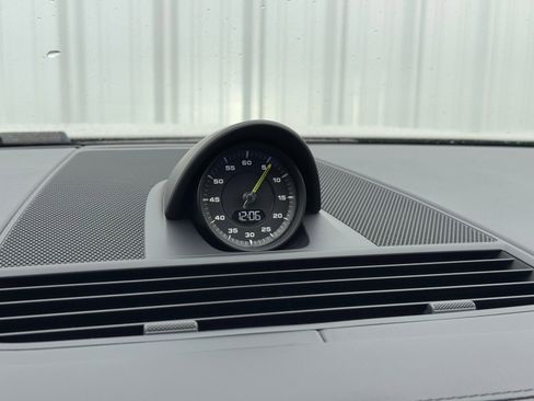 Used 2022 Porsche Panamera 4S w/ Premium Package image 24