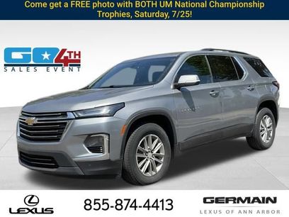 Used 2023 Chevrolet Traverse LT w/ Rear Camera Mirror Package
