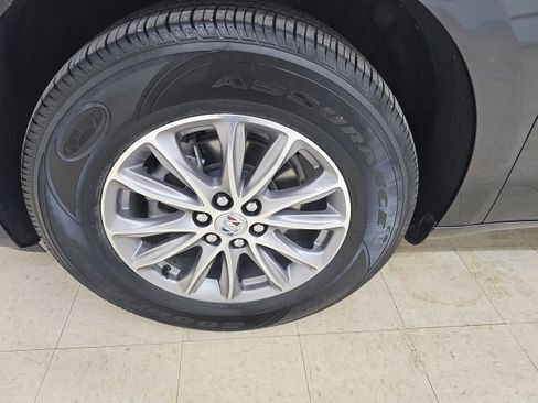 Used 2023 Buick Enclave Essence w/ Trailering Package, 5000 lbs. image 26