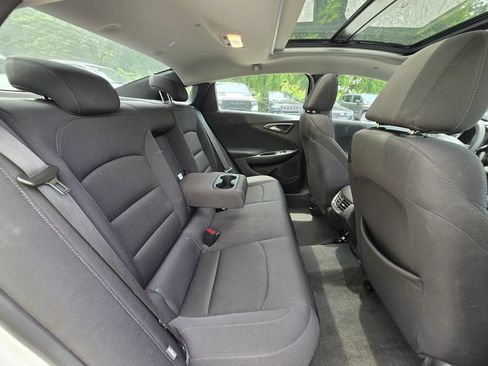 Used 2024 Chevrolet Malibu LT FWD image 18