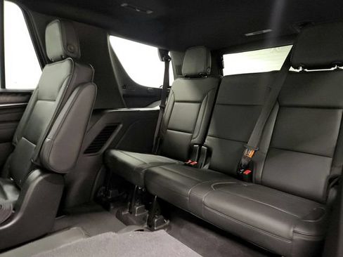 Used 2021 GMC Yukon Denali w/ Denali Premium Package AWD/4WD image 24
