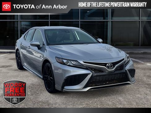 Used 2024 Toyota Camry XSE FWD image 1