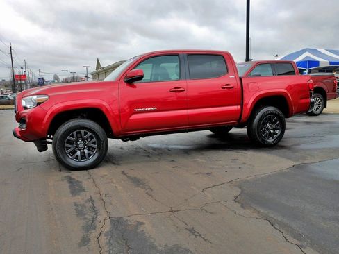 Used 2023 Toyota Tacoma SR5 image 4