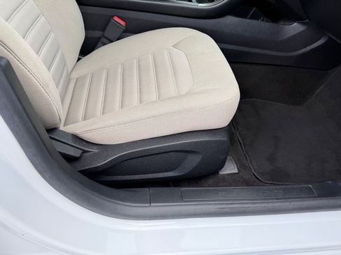 Used 2018 Ford Fusion S image 12