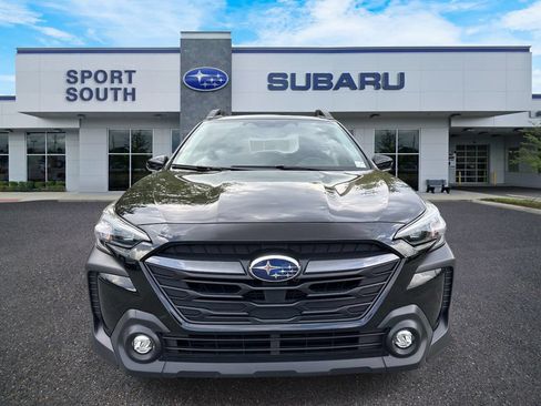 Used 2025 Subaru Outback Premium AWD/4WD image 8