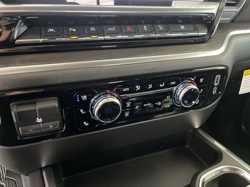 New 2026 GMC Sierra 1500 SLT w/ SLT Premium Plus Package AWD/4WD image 35
