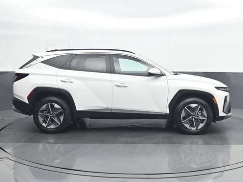 Used 2025 Hyundai Tucson SEL AWD/4WD image 7