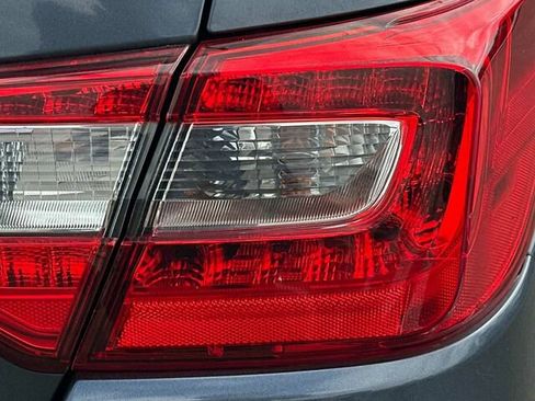 Used 2015 Subaru Legacy 2.5i Premium AWD/4WD image 30