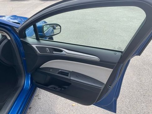 Used 2018 Ford Fusion S FWD image 45