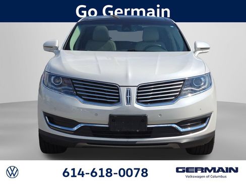 Used 2018 Lincoln MKX Reserve AWD/4WD image 3