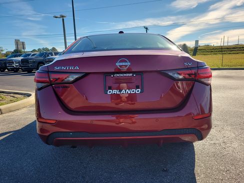 Used 2024 Nissan Sentra SV image 5